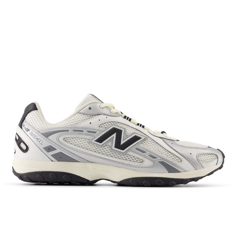 204L – New Balance Panama