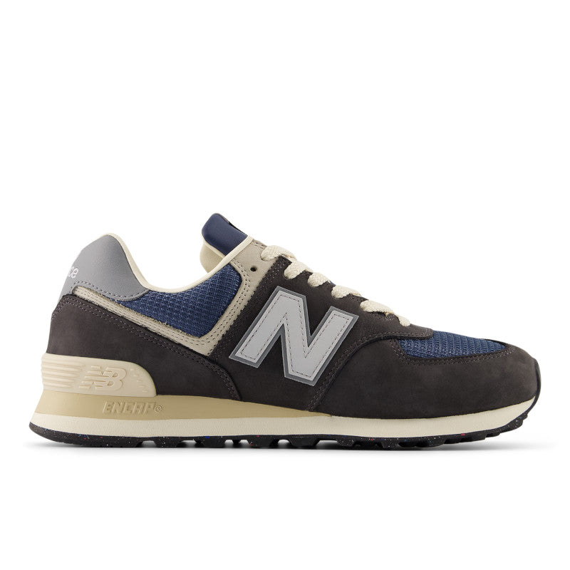 574 – New Balance Panama