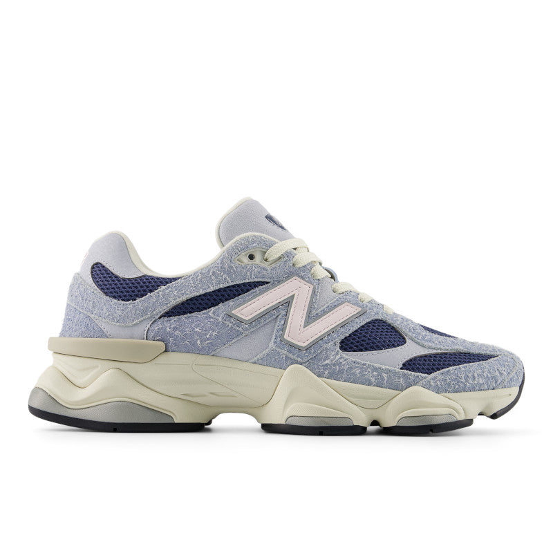 9060 – New Balance Panama