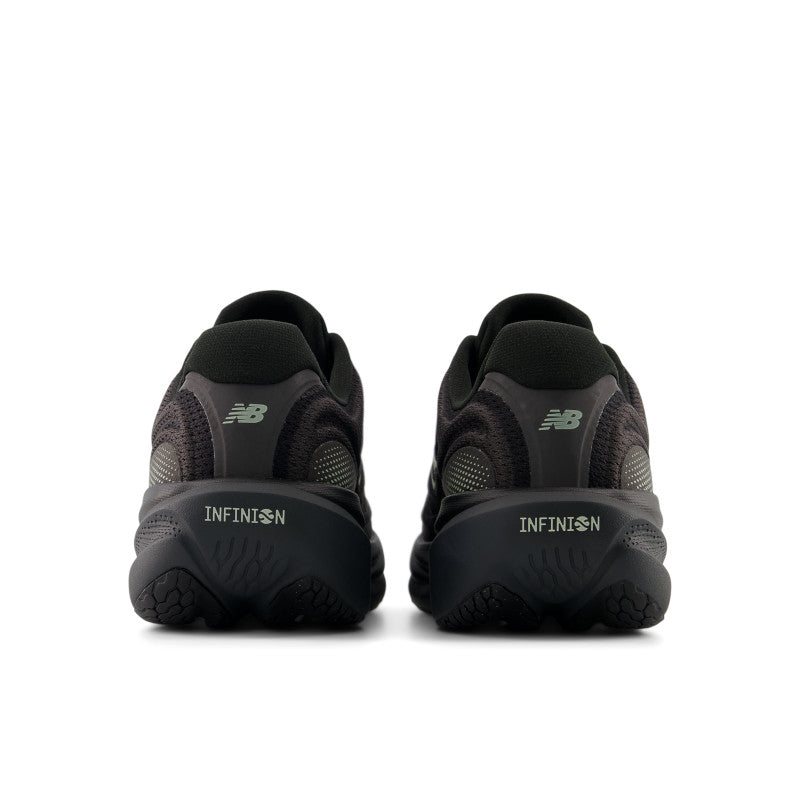 1080v15 – New Balance Panama