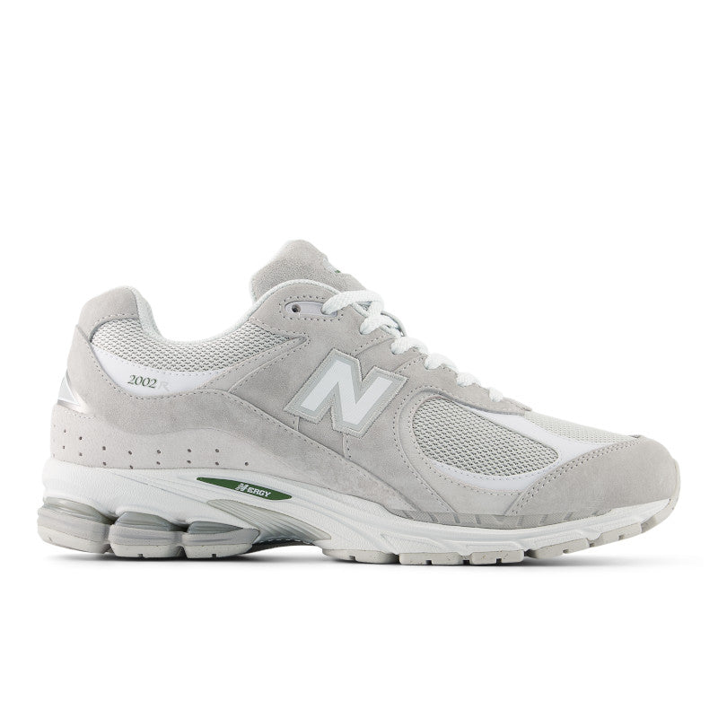 2002R – New Balance Panama