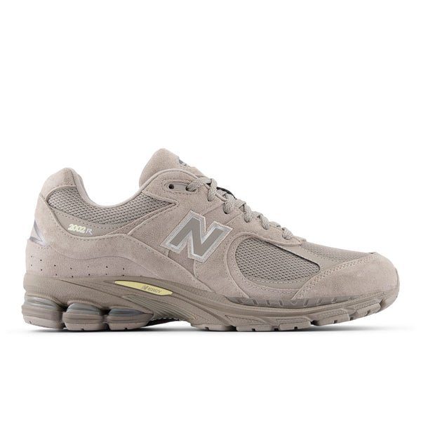 2002R – New Balance Panama