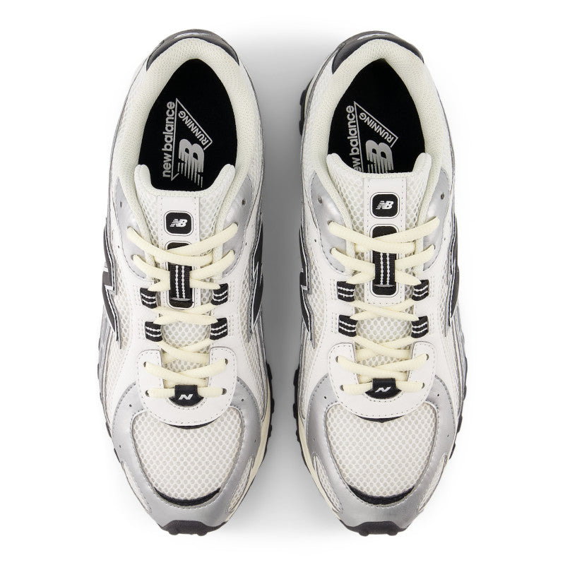 204L – New Balance Panama
