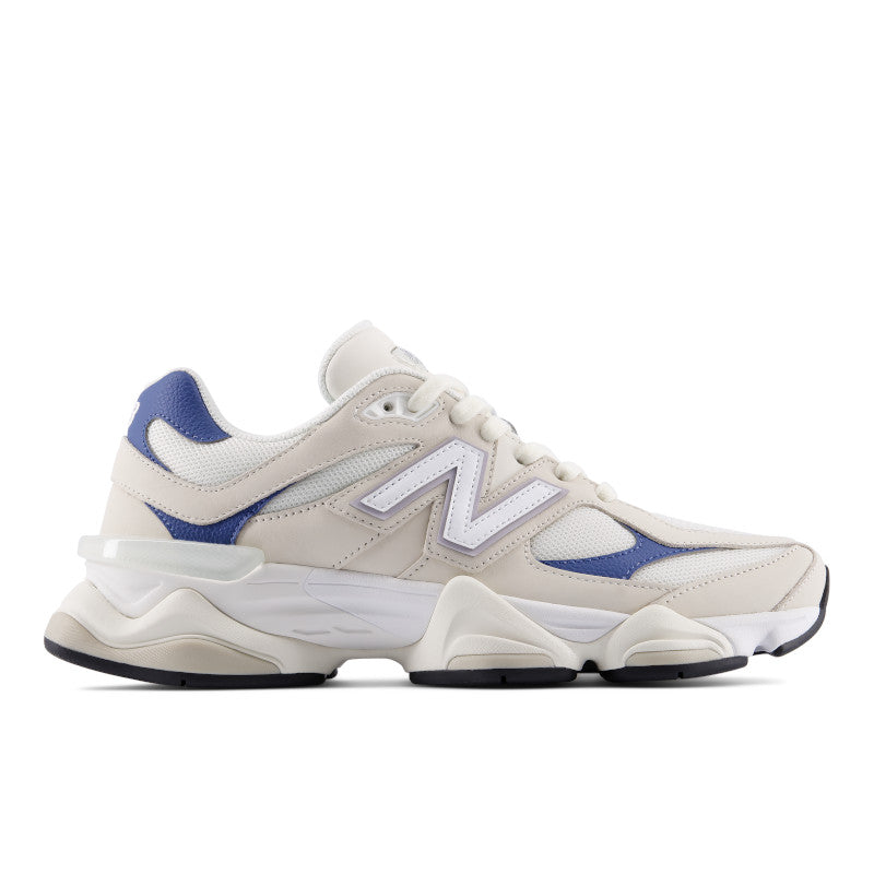 9060 – New Balance Panama