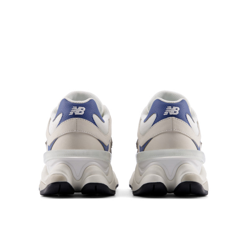 9060 – New Balance Panama