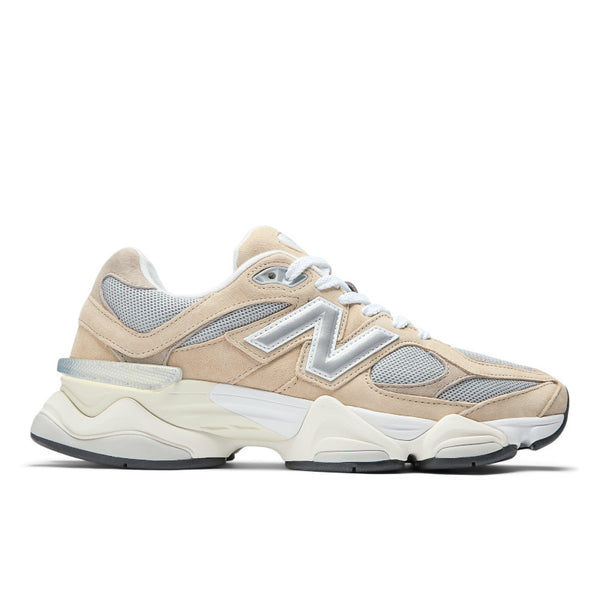 9060 – New Balance Panama