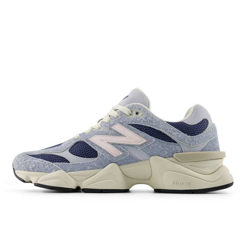 9060 – New Balance Panama