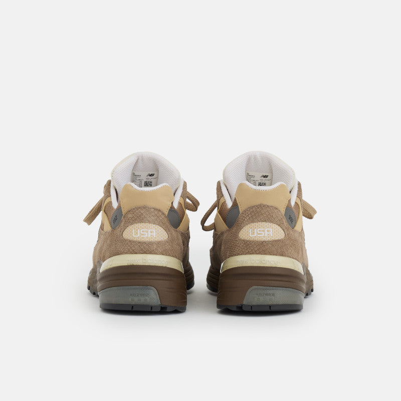 Made in USA 992 – New Balance Panama
